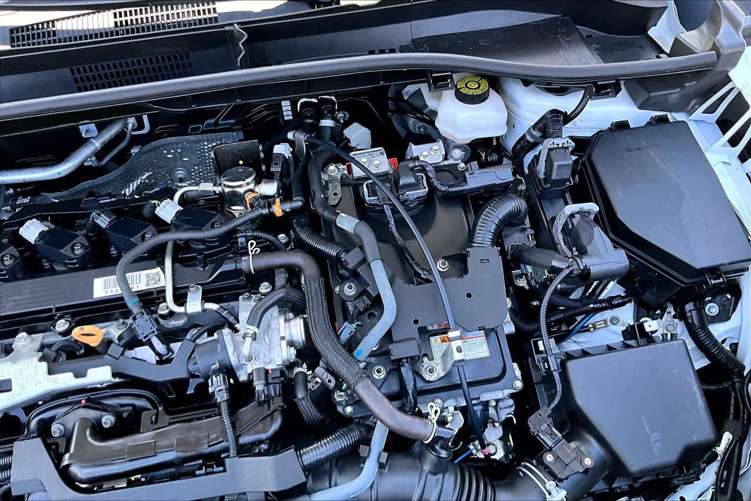 Used 2023 Toyota Corolla Cross AWD Hybrid image 32