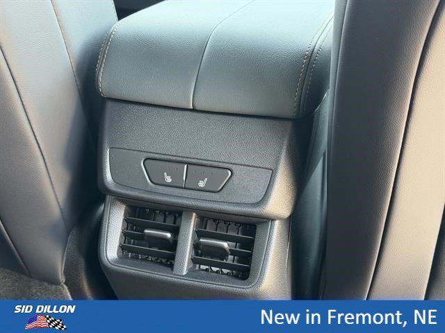 New 2027 GMC Terrain AT4 w/ Convenience Package III AWD/4WD image 19