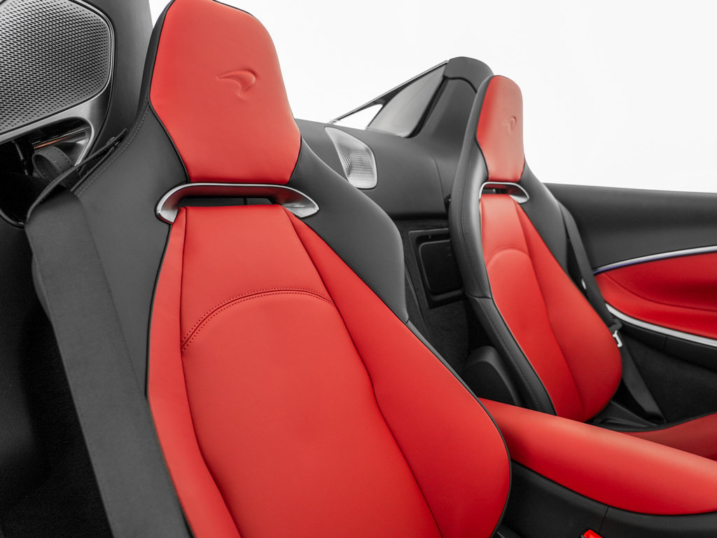 New 2026 McLaren Artura Spider RWD image 19