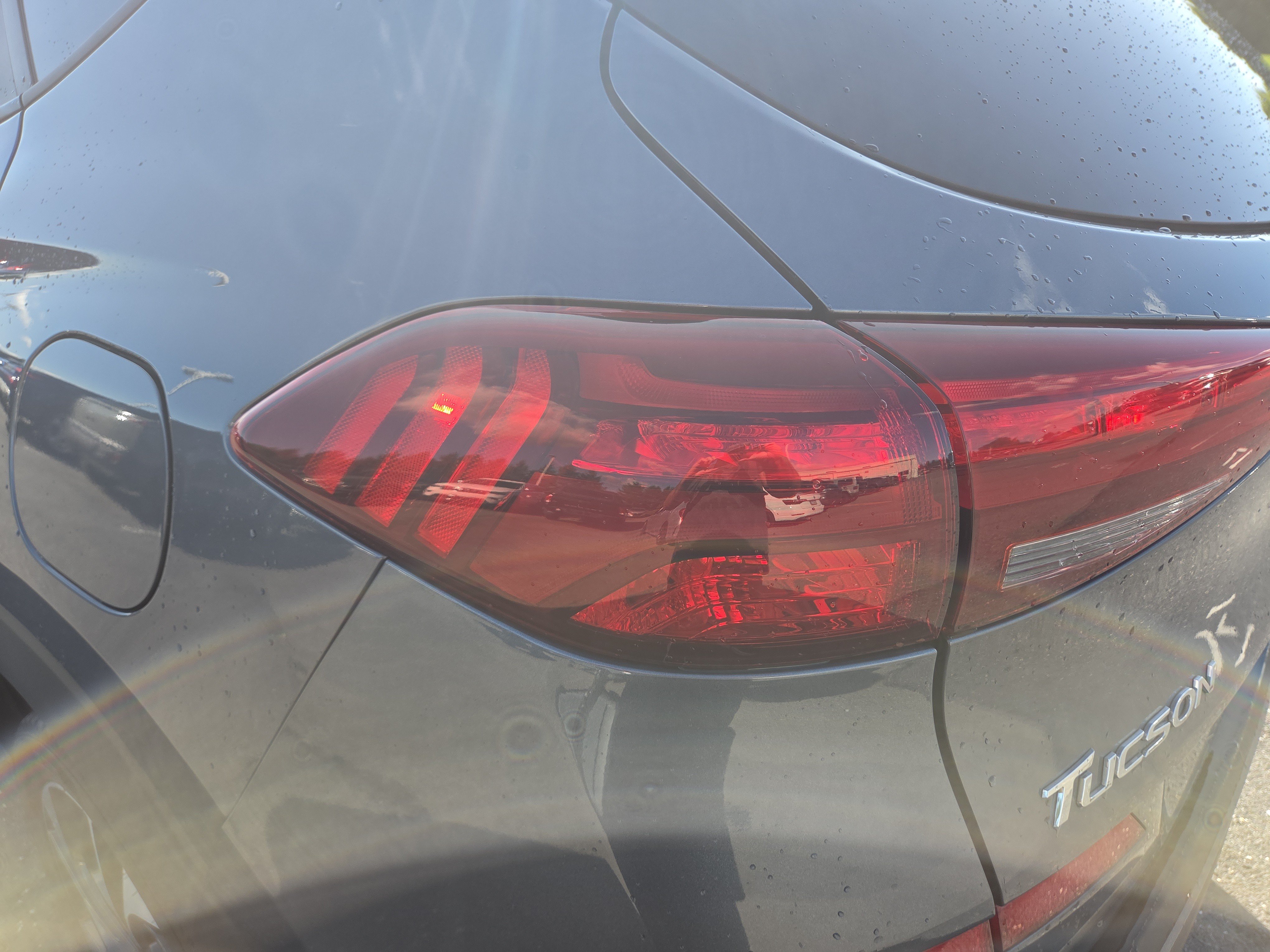 Used 2019 Hyundai Tucson Sport w/ Cargo Package AWD/4WD image 13
