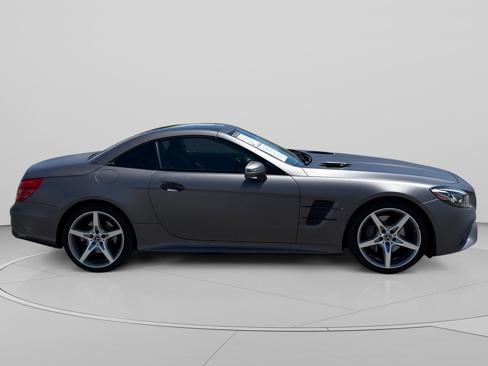 Certified 2018 Mercedes-Benz SL 550 image 6