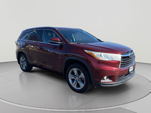 Used 2014 Toyota Highlander Limited w/ Driver Technology Package AWD/4WD image 7