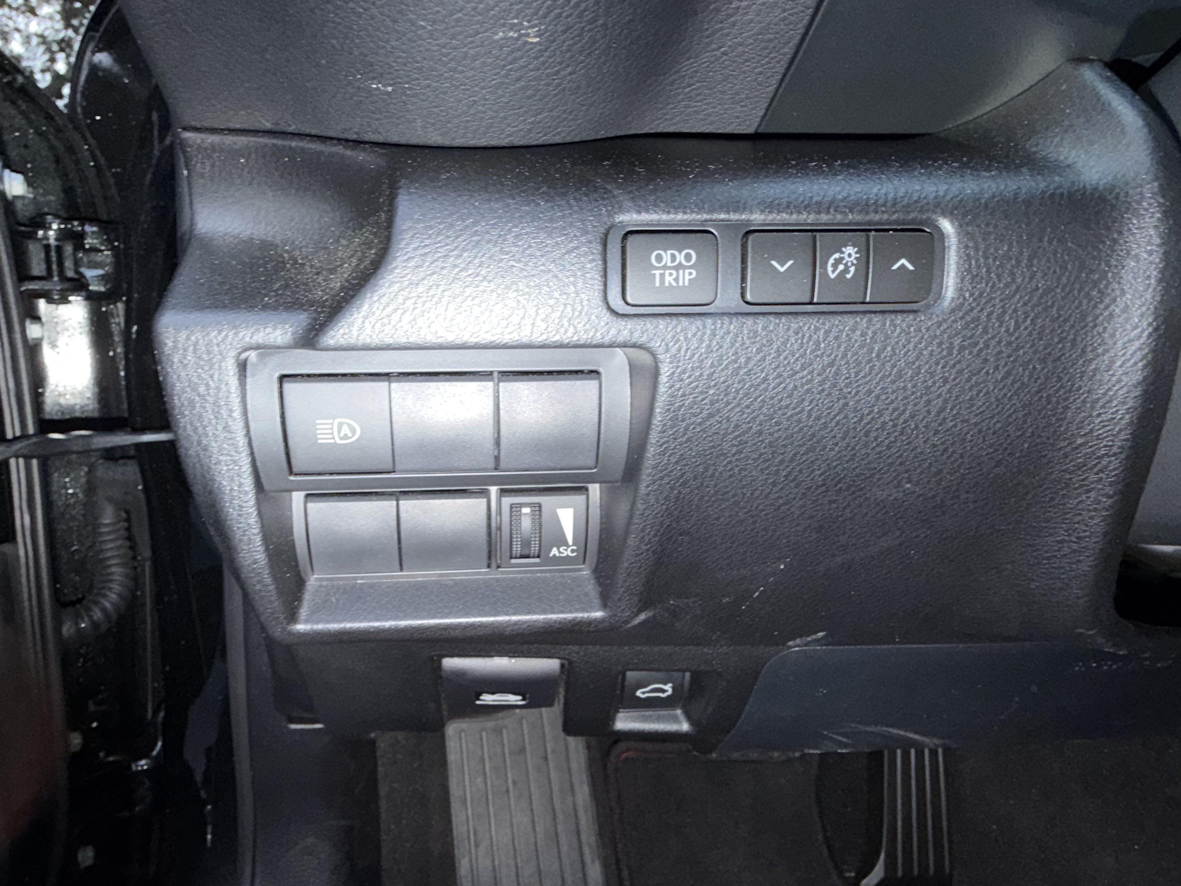 Used 2025 Lexus IS 350 F Sport RWD image 15