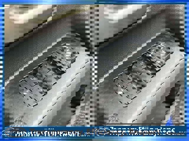 Used 2024 Toyota Tacoma TRD Off-Road image 17