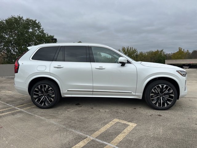 New 2026 Volvo XC90 B6 Plus w/ Protection Package Premier image 8