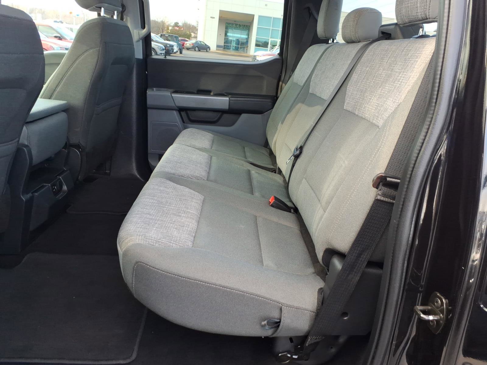 Used 2023 Ford F150 XLT w/ Trailer Tow Package image 7