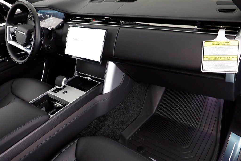 New 2025 Land Rover Range Rover SE AWD/4WD image 24