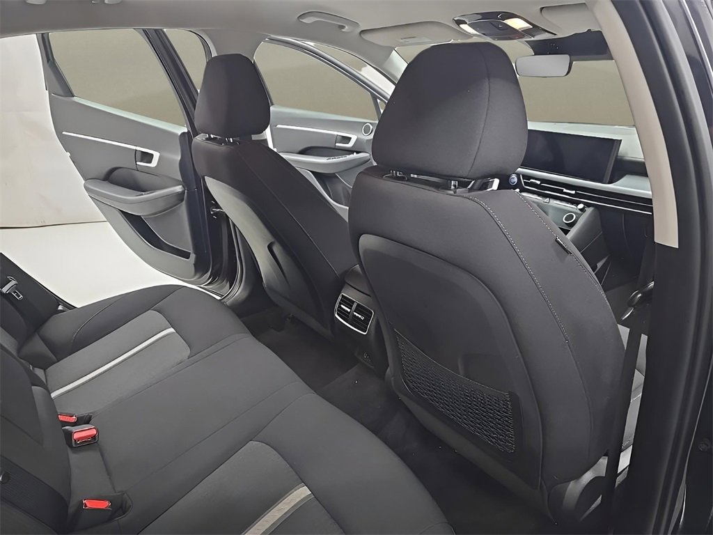 Certified 2025 Hyundai Sonata SEL image 17