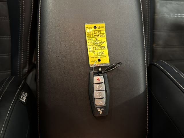 Used 2024 Mitsubishi Outlander SE AWD/4WD image 19