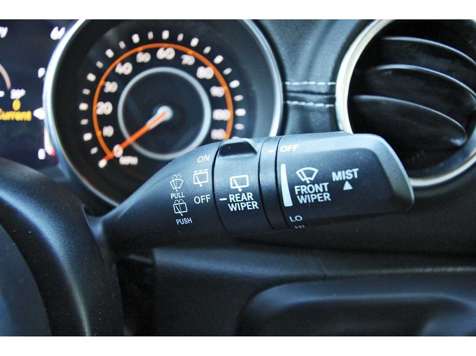 Used 2023 Jeep Wrangler Unlimited Sahara w/ LED Lighting Group AWD/4WD image 17