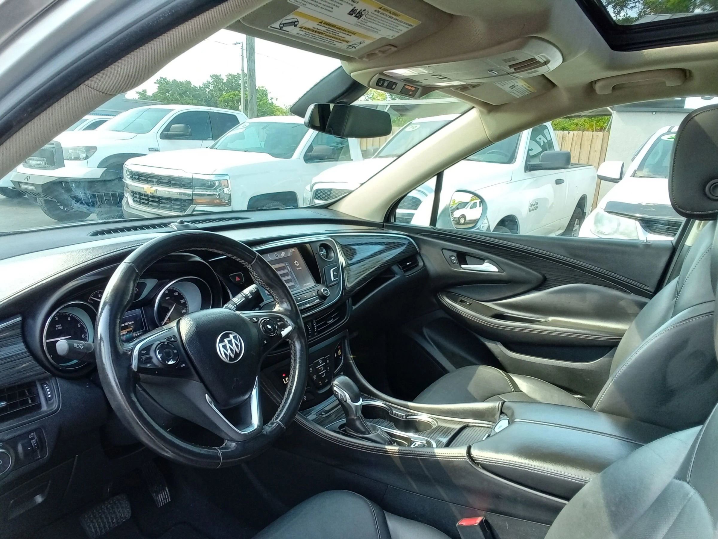 Used 2017 Buick Envision Essence FWD image 10