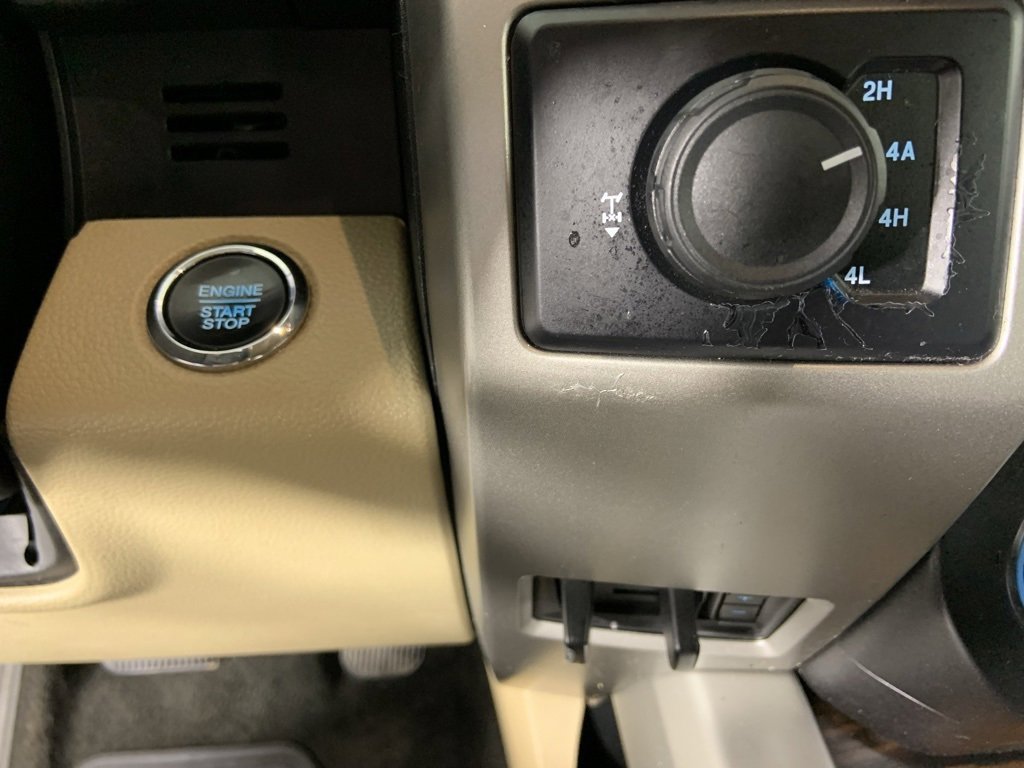 Used 2015 Ford F150 Lariat w/ Equipment Group 502A Luxury image 13