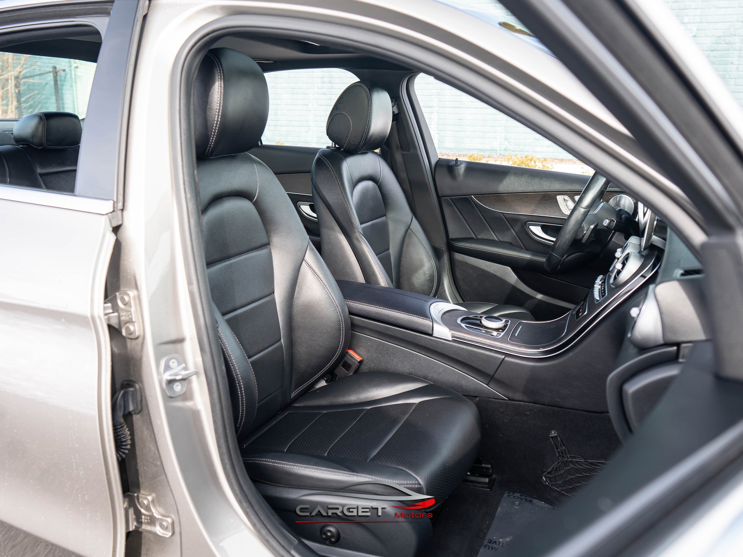 Used 2020 Mercedes-Benz C 300 4MATIC Sedan image 17