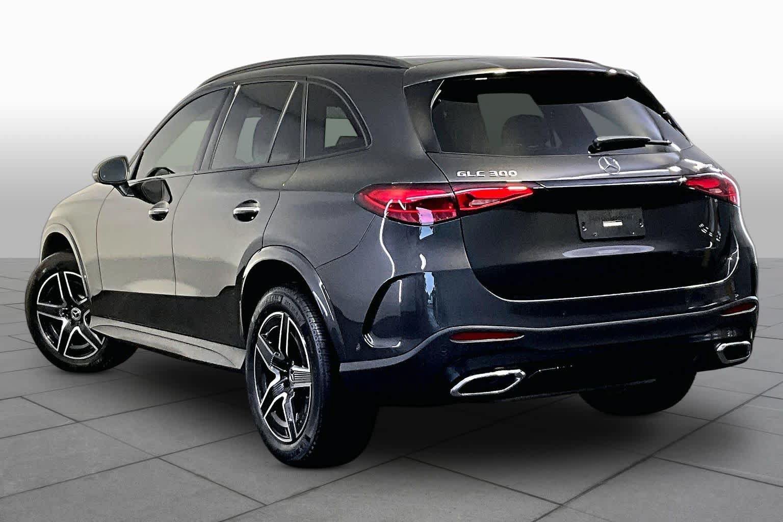 Used 2026 Mercedes-Benz GLC 300 4MATIC image 12