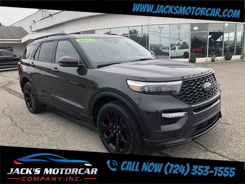 Used 2023 Ford Explorer ST w/ Technology Package