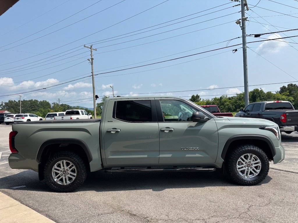 Used 2024 Toyota Tundra SR5 w/ SR5 Premium Package AWD/4WD image 7