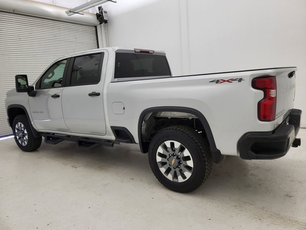 Used 2022 Chevrolet Silverado 2500 Custom image 13