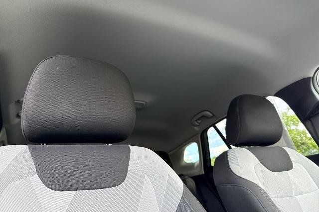 Used 2025 Chevrolet Trax LS FWD image 24