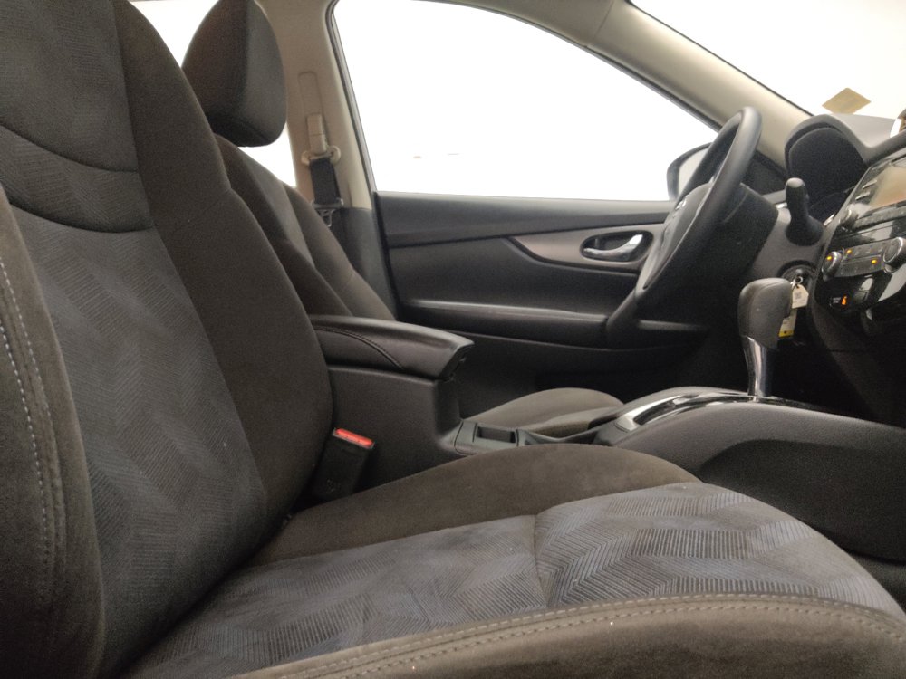 Used 2015 Nissan Rogue S FWD image 21