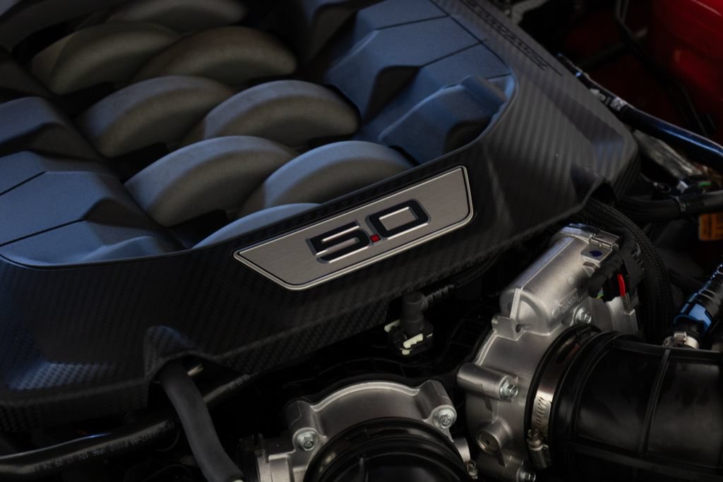 Used 2025 Ford Mustang GT RWD image 33
