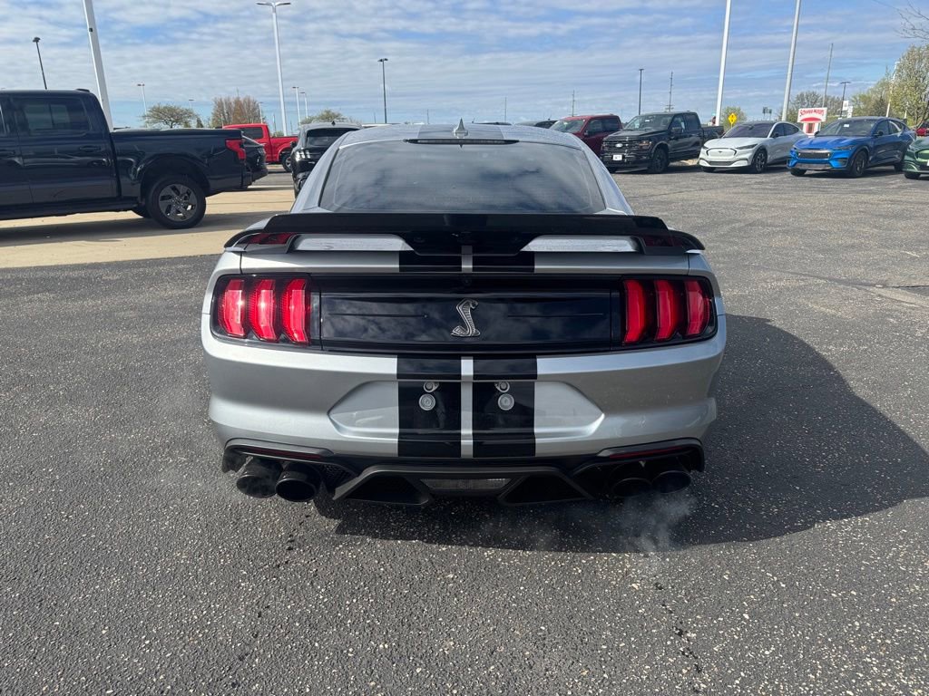 Used 2020 Ford Mustang Shelby GT500 w/ Technology Package RWD image 4