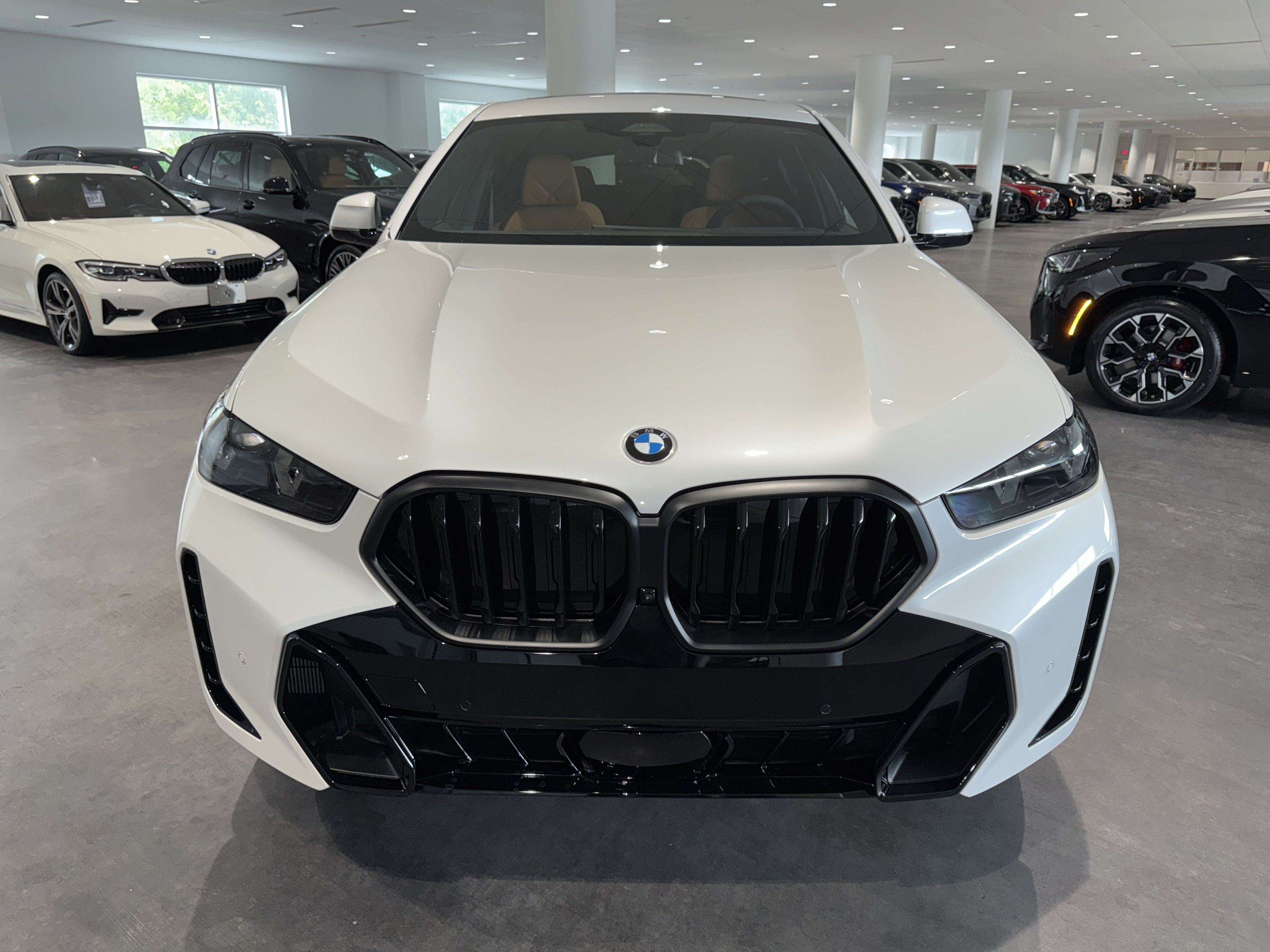 New 2027 BMW X6 xDrive40i w/ Climate Comfort Package AWD/4WD image 2