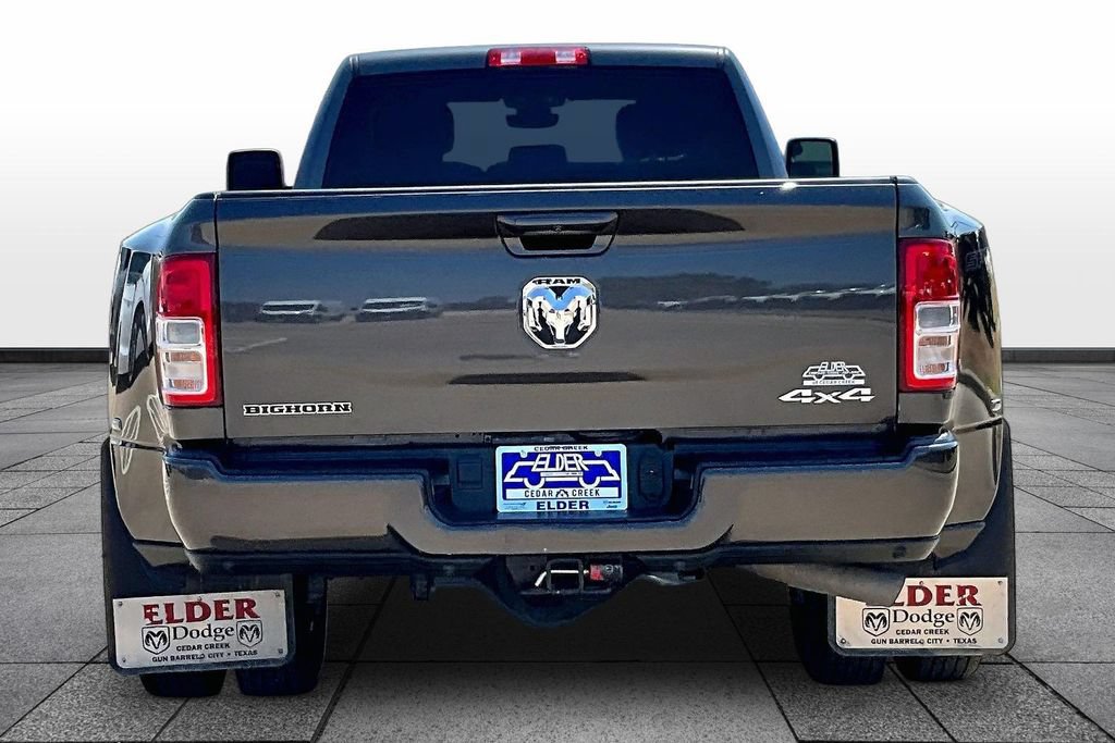 Used 2024 RAM 3500 Big Horn w/ Sport Appearance Package AWD/4WD image 4