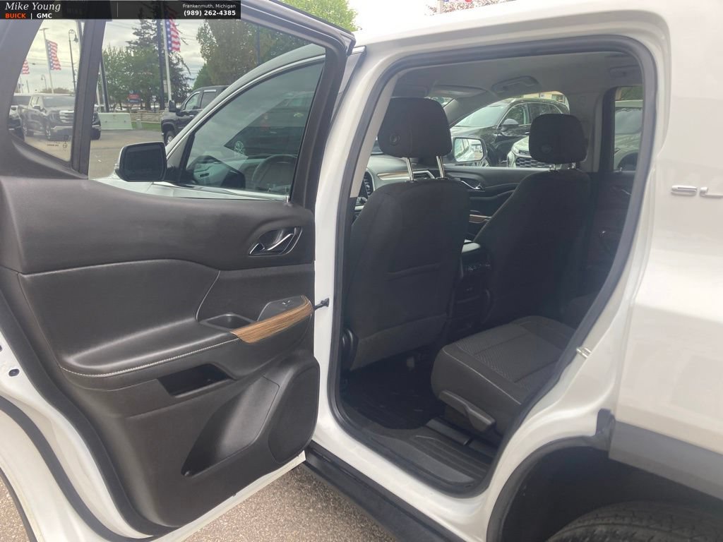 Certified 2022 GMC Acadia SLE FWD image 7