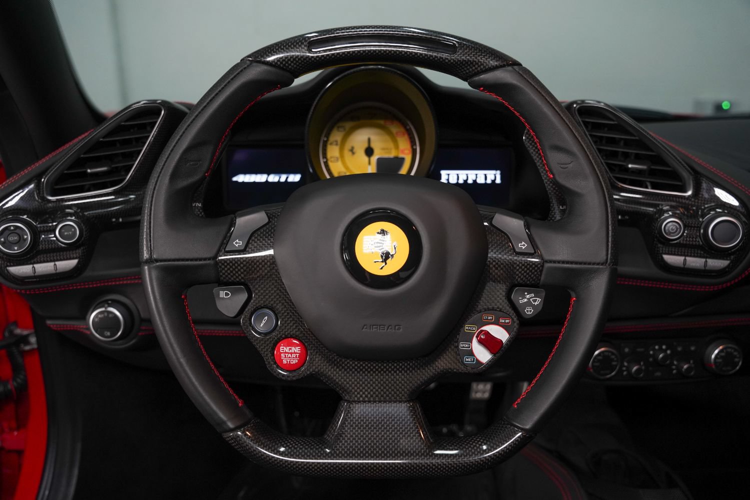 Used 2017 Ferrari 488 GTB RWD image 46