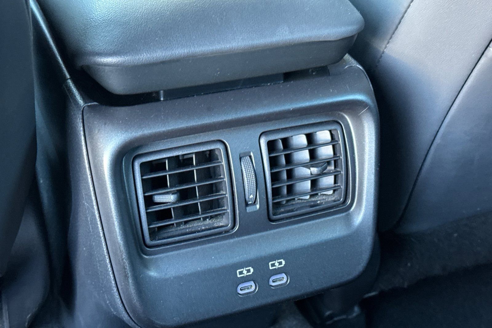 Used 2023 Toyota Crown XLE image 17