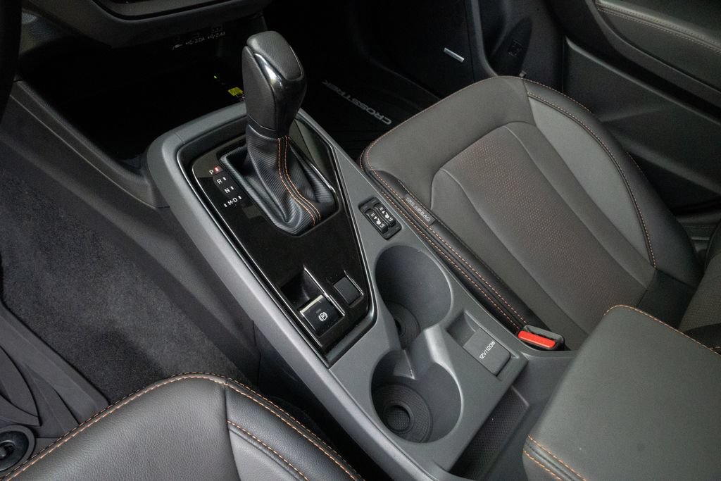Certified 2025 Subaru Crosstrek 2.5i Limited AWD/4WD image 10