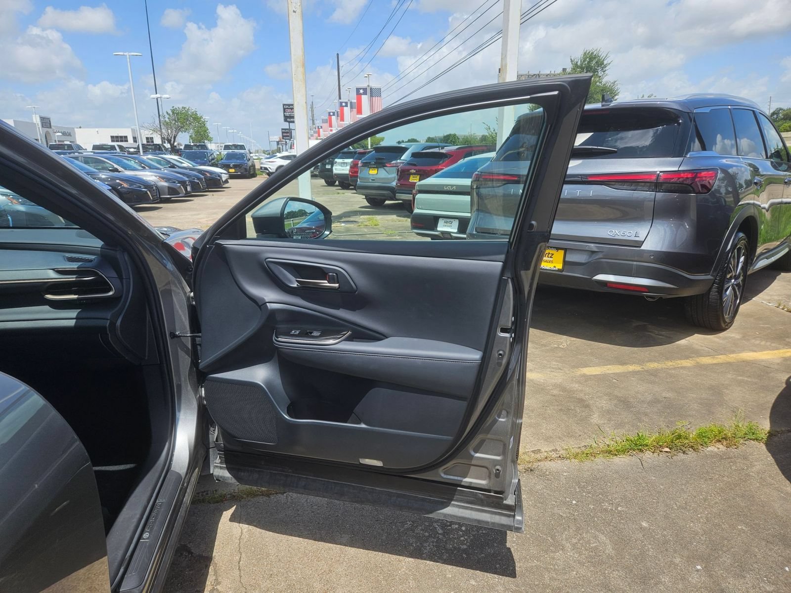 Used 2025 Toyota Crown AWD/4WD image 24
