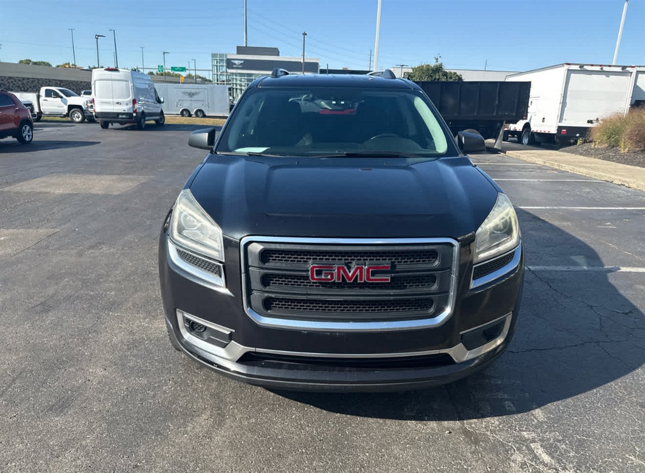 Used 2015 GMC Acadia SLE image 3