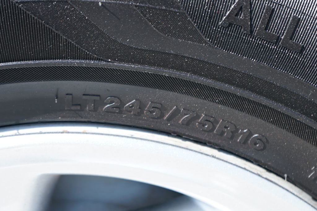 Used 2014 Ford E-350 and Econoline 350 XLT RWD image 37