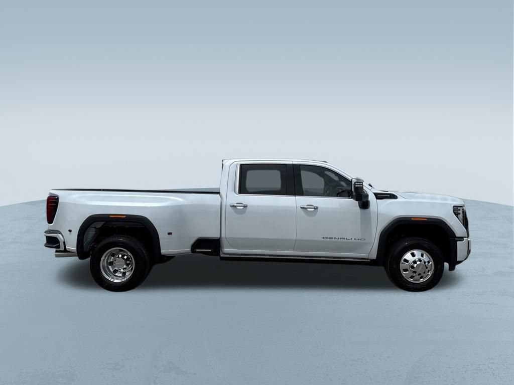 New 2026 GMC Sierra 3500 Denali Ultimate AWD/4WD image 10