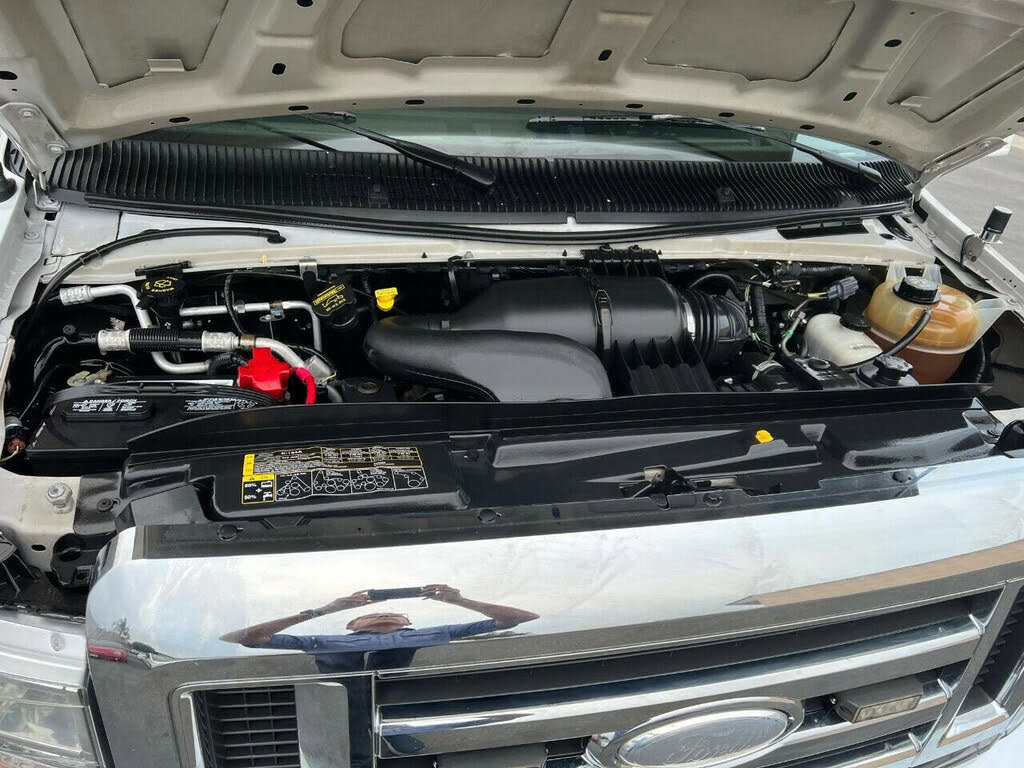 Used 2014 Ford E-350 and Econoline 350 Super Duty image 47