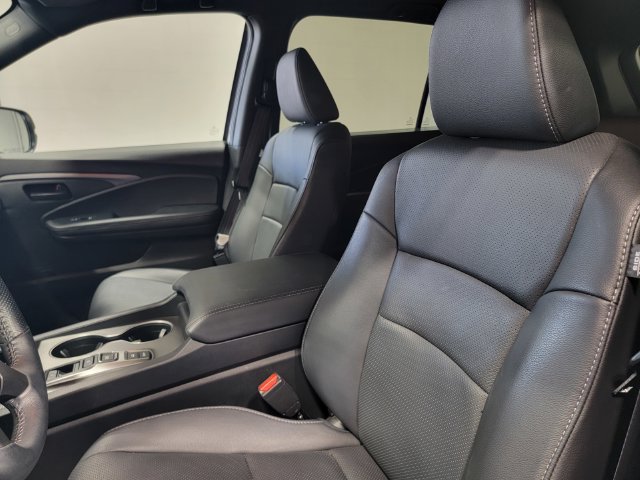 Used 2024 Honda Passport EX-L image 12