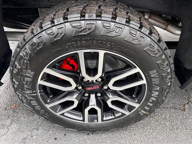 New 2026 GMC Sierra 1500 AT4 w/ AT4 Premium Package image 12