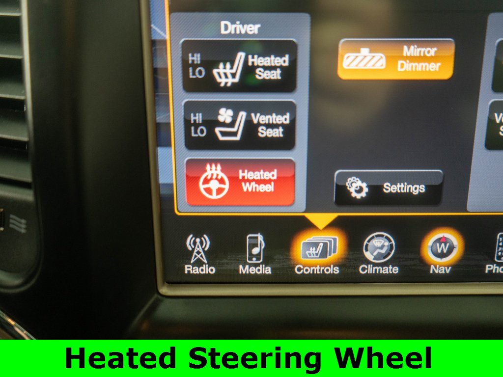 Used 2015 Jeep Grand Cherokee Limited w/ Luxury Group II image 25