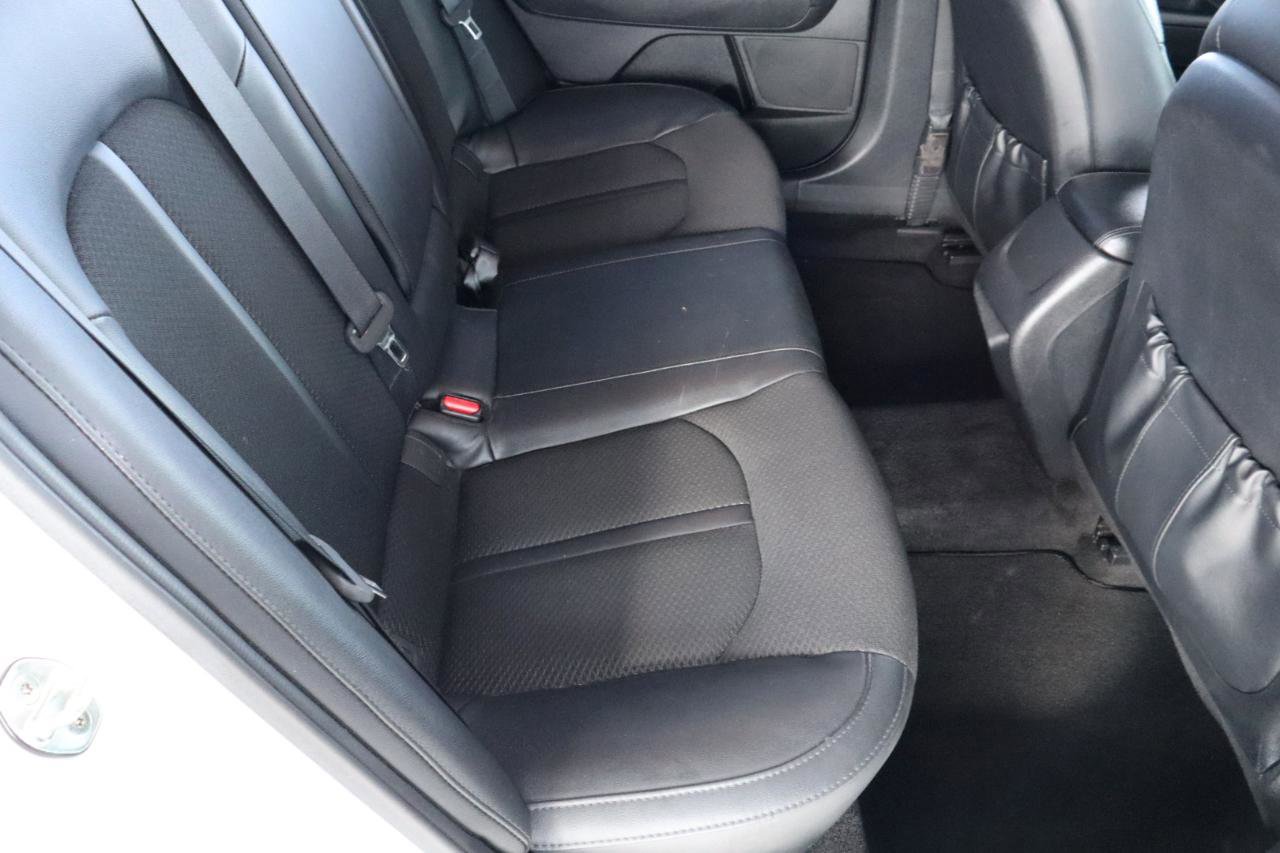 Used 2018 Kia Optima S FWD image 33