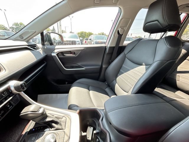 Used 2023 Toyota RAV4 Limited w/ Limited Grade Weather Package AWD/4WD image 49