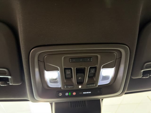 Used 2024 GMC Sierra 1500 Denali AWD/4WD image 13