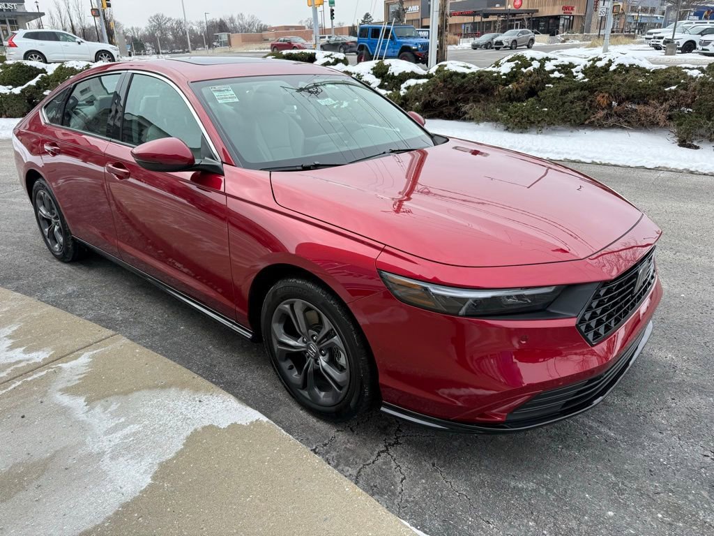 Certified 2025 Honda Accord EX-L image 3