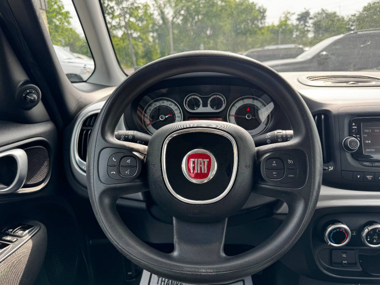Used 2015 FIAT 500L Pop FWD image 20
