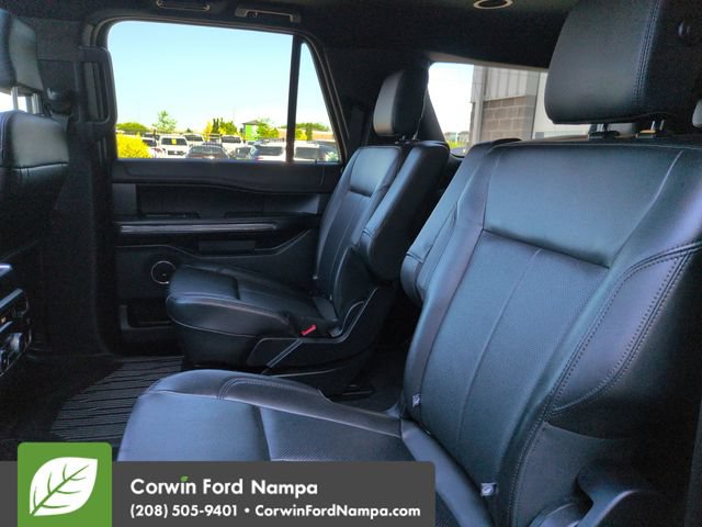 Used 2020 Ford Expedition Max XLT w/ Equipment Group 202A AWD/4WD image 25