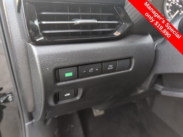 Certified 2023 Nissan Sentra SR w/ Trunk Package image 18