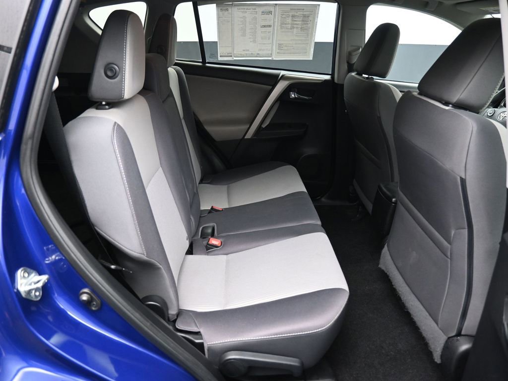 Used 2014 Toyota RAV4 XLE image 24