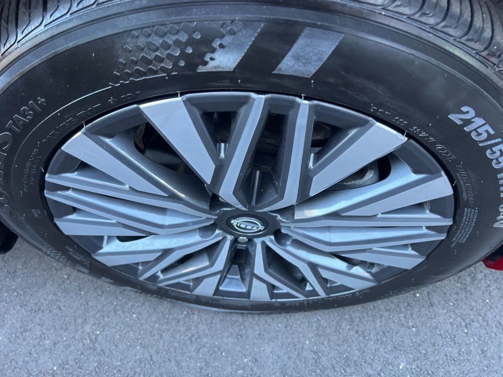 Certified 2024 Nissan Altima 2.5 SV w/ SV Premium Package FWD image 19