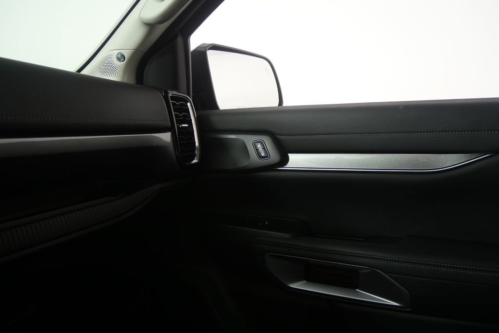 Used 2024 Ford Ranger Lariat w/ FX4 Off-Road Package image 19