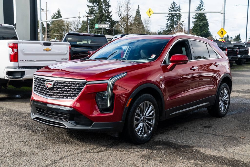 Used 2023 Cadillac XT4 Premium Luxury AWD/4WD image 3